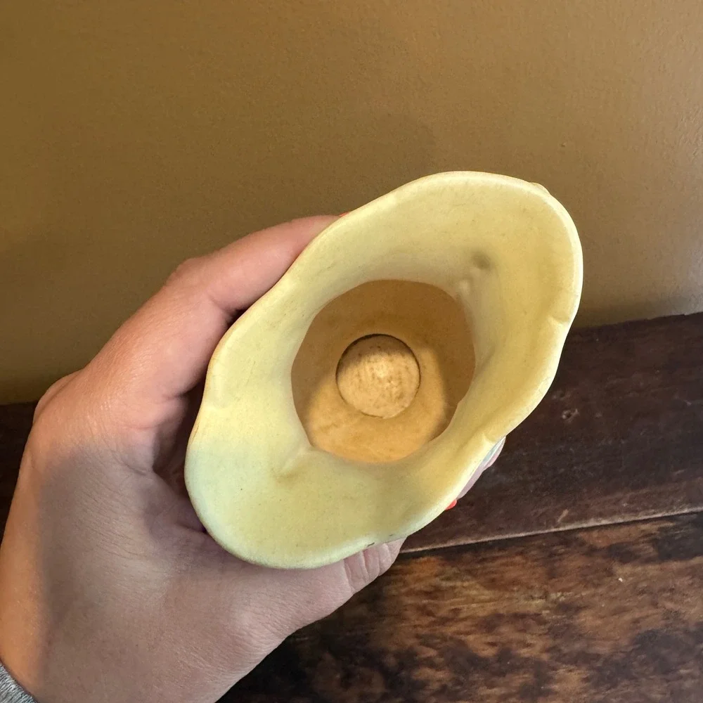 Hull Art Pottery Vase Yellow Magnolia 11 6 1/2 USA‎ Vintage Floral Decor
